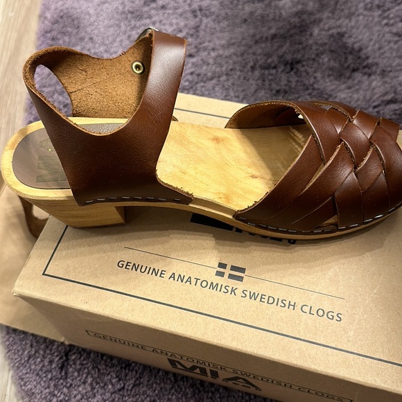 🔥🔥New w/tags Retro vintage Clogs🔥🔥70’s 80’s feel no damage untouched shoe - Picture 2 of 8